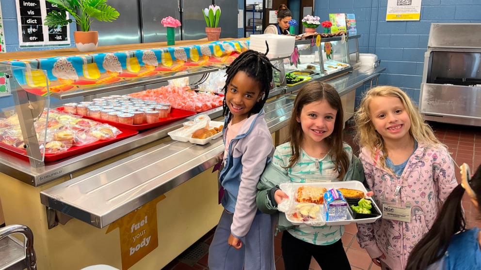 VIDEO: Virginia mom helps families tackle school lunch debt