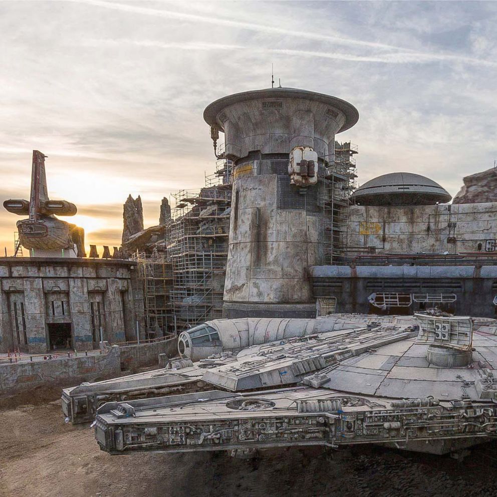 VIDEO: Opening dates announced for Stars Wars: Galaxy's Edge