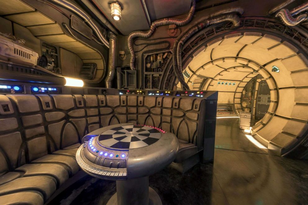 PHOTO: Smuggler's Run attraction at Star Wars: Galaxy's Edge