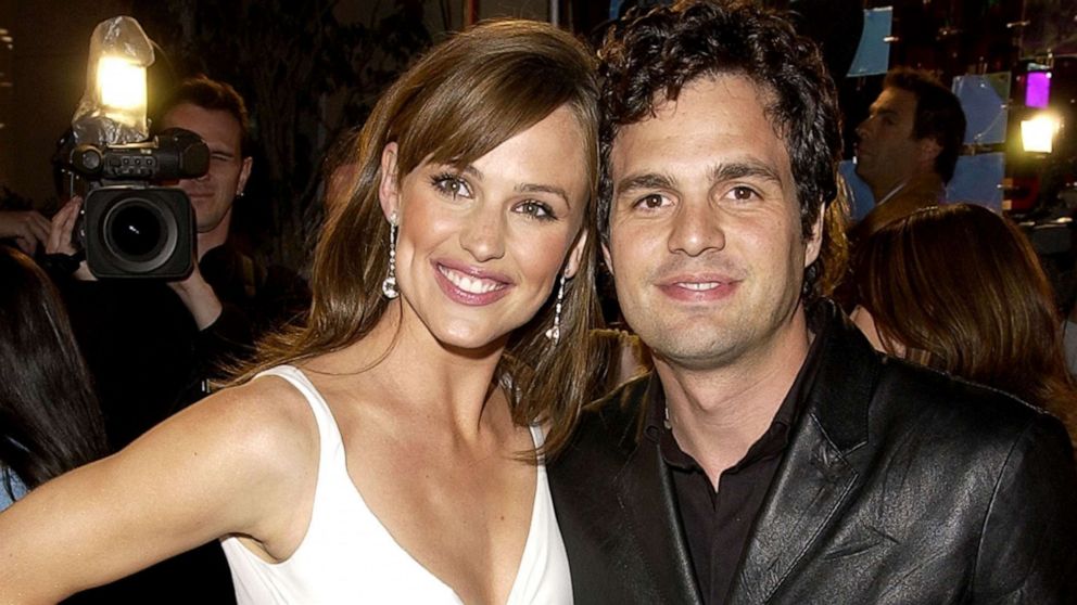 PHOTO: Jennifer Garner and Mark Ruffalo during "13 Going on 30" Premiere, April 14, 2004, in Westwood, Calif.