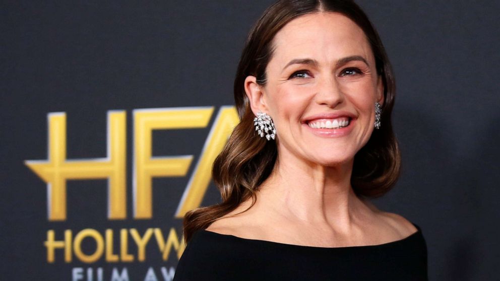 VIDEO: Jennifer Garner opens up about 'Once Upon a Farm'  