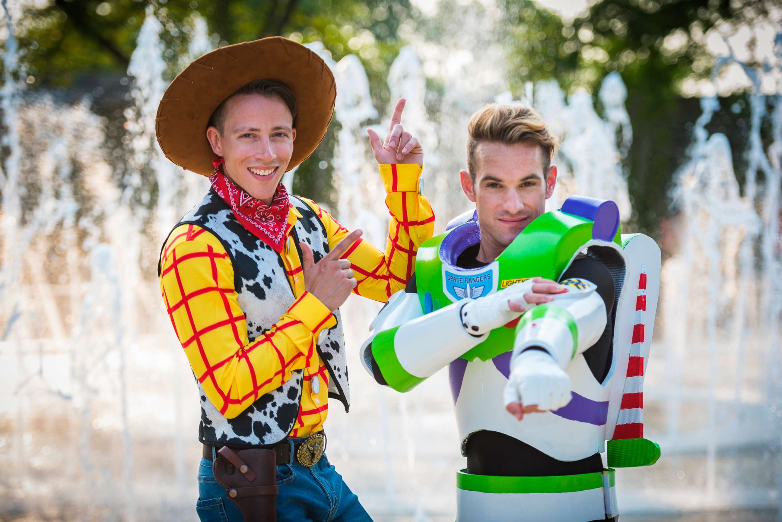 PHOTO: Garrett Smith and Jason Bitner requested their wedding guests arrive dressed as beloved Disney characters.