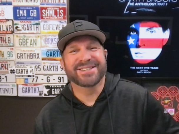 Garth Brooks Unveils the Cover to His Upcoming Anthology