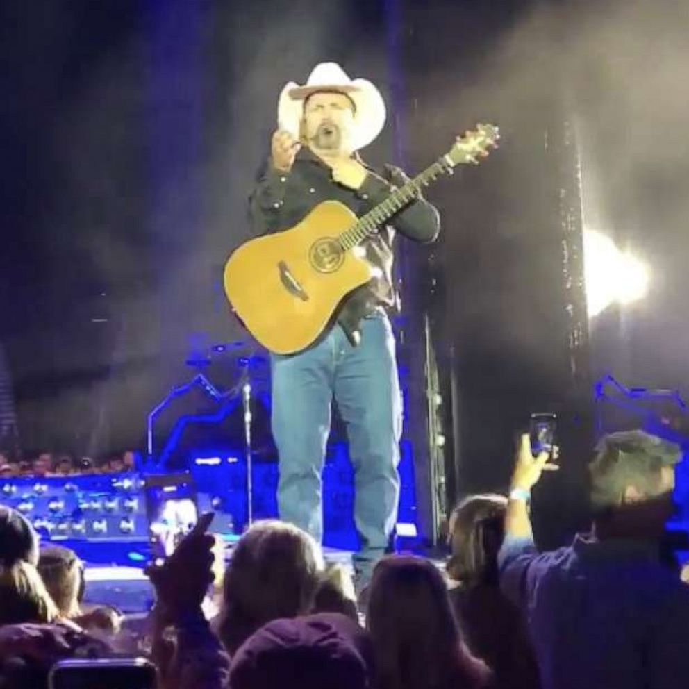 VIDEO: Garth Brooks sings 'Mom' in emotional tribute to honor fan's late mother 