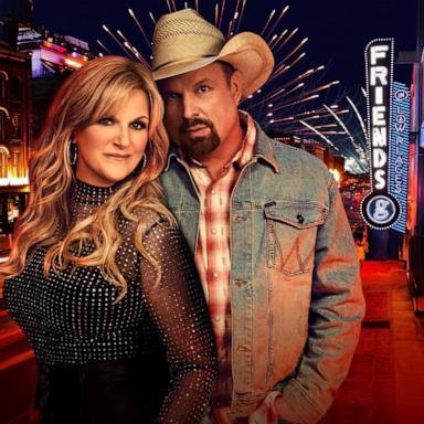 PHOTO: Trisha Yearwood and Garth Brooks announce 'Friends in Low Places' docuseries. 