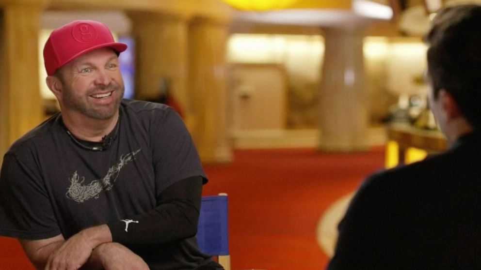 VIDEO: Behind the scenes at Garth Brooks' Las Vegas residency