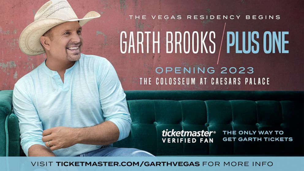 PHOTO: Garth Brooks is returning to Las Vegas in 2023 for a new residency.