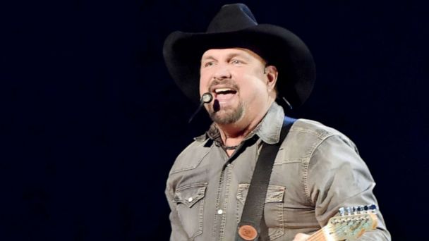 Garth Brooks' new album preview delayed by hand injury - Good Morning ...