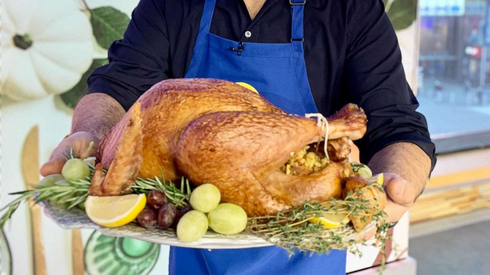 VIDEO: Chef George Duran shares his top turkey tips to prep your bird for Thanksgiving