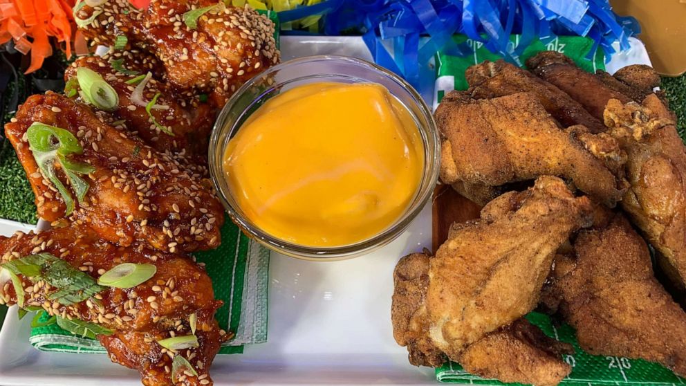 VIDEO: 2 chicken wing recipes for Super Bowl teams 