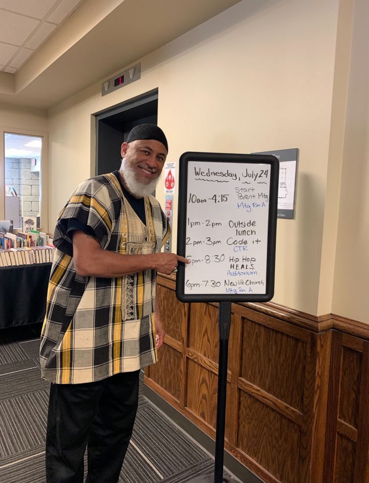 PHOTO: Dr. Jaleel Abdul-Adil leads a hip-hop therapy training session in Toledo, Ohio.