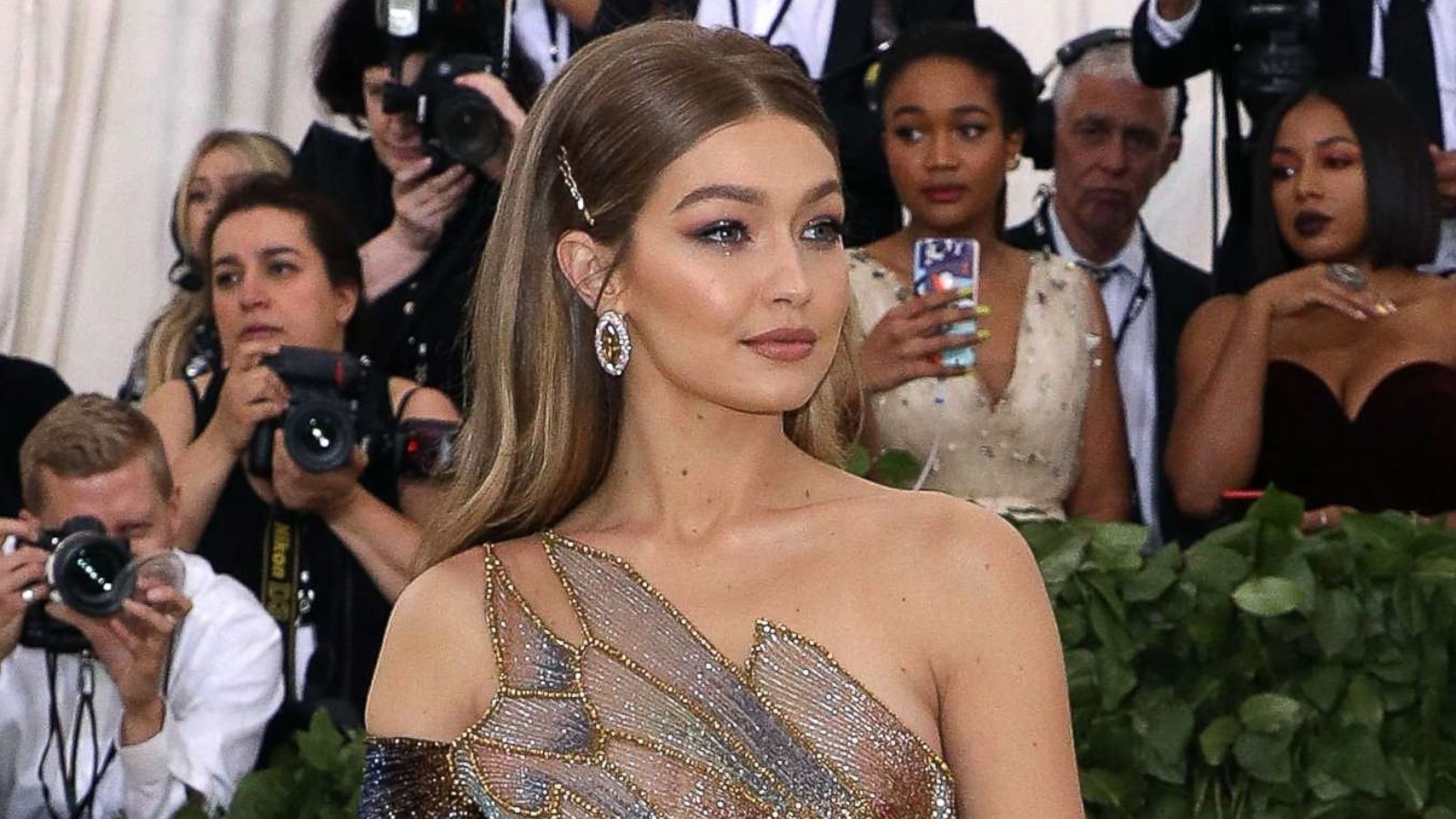 PHOTO: Gigi Hadid attends the 'Heavenly Bodies: Fashion & the Catholic Imagination' at the 2018 Costume Institute Benefit at Metropolitan Museum of Art, May 7, 2018, in New York City.