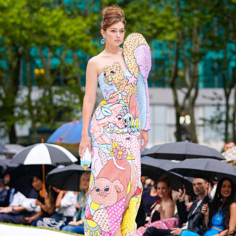 New York Fashion Week 2021: Christian Siriano presented style as
