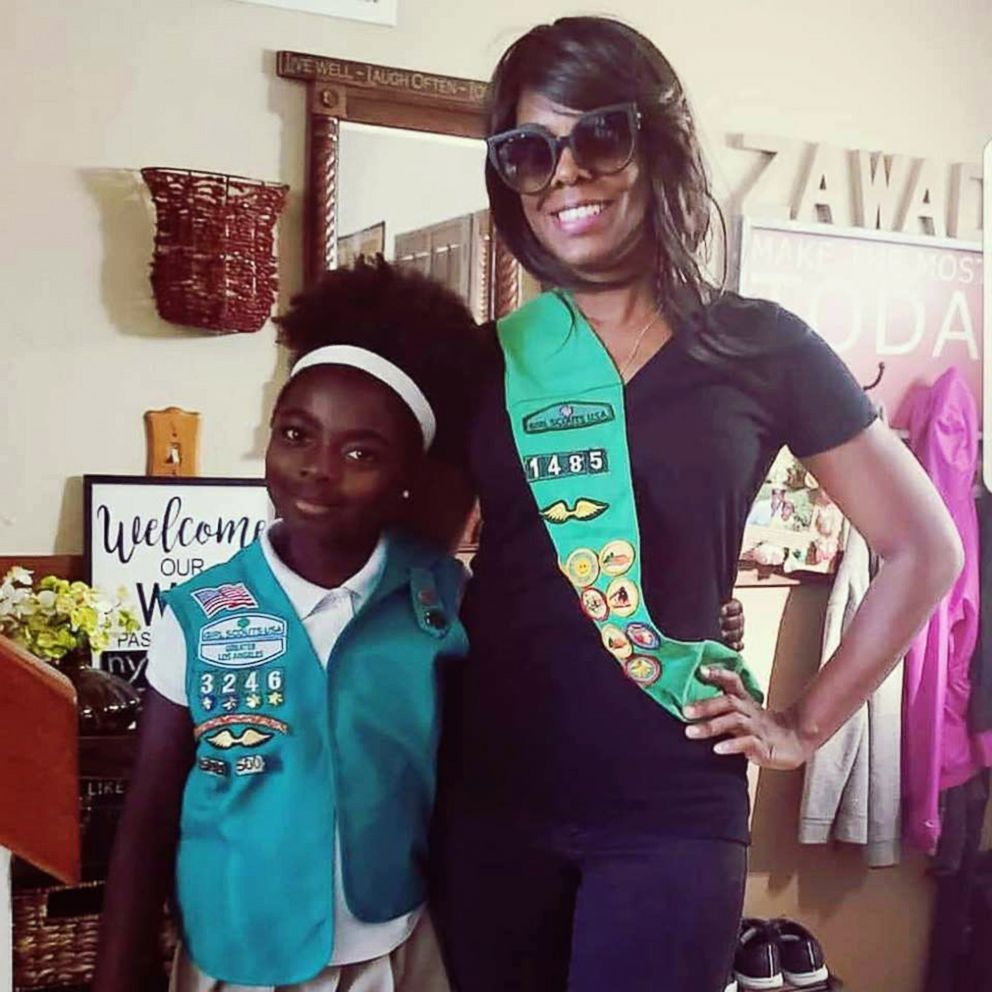 PHOTO: Kiki Paschall, 10, is seen in an undated photo with her mom, Shania Accius of Winnetka, Calif.