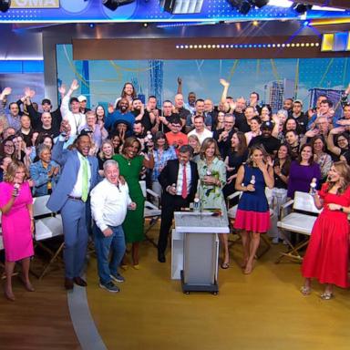 PHOTO: "Good Morning America" co-anchors and crew say goodbye to Times Square studio.