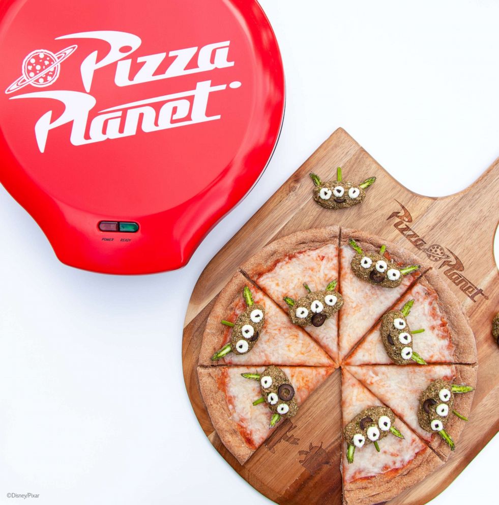 PHOTO: Alien Veggie 'Meatball' Pizza