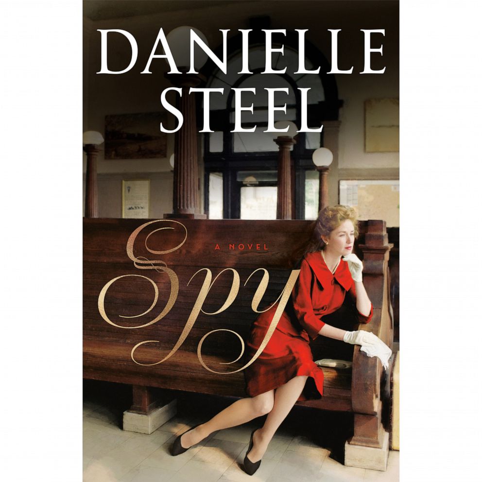 PHOTO: "Spy" by Danielle Steel is Robin's book pick.