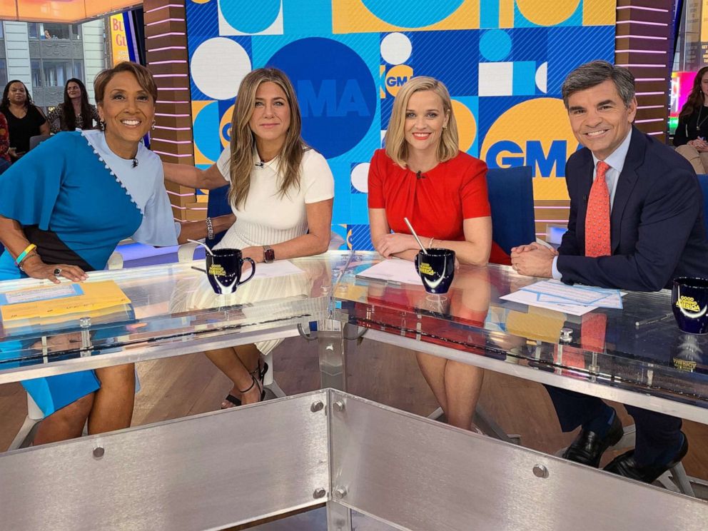 PHOTO: Jennifer Aniston and Reese Witherspoon appear on ABC's "Good Morning America" with Robin Roberts and George Stephanopoulos, Oct. 28, 2019