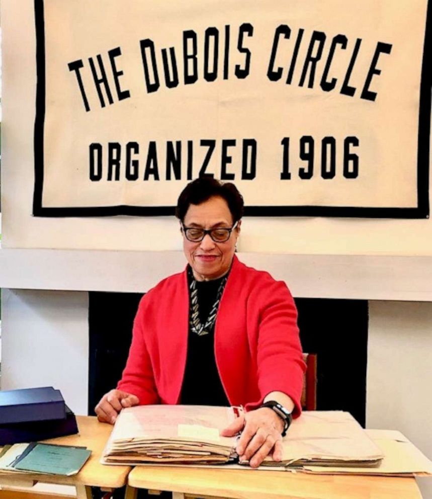 PHOTO: Beverly Carter, a retired attorney, is the historian for Dubois Circle, a Baltimore-based black women's club founded in 1906.