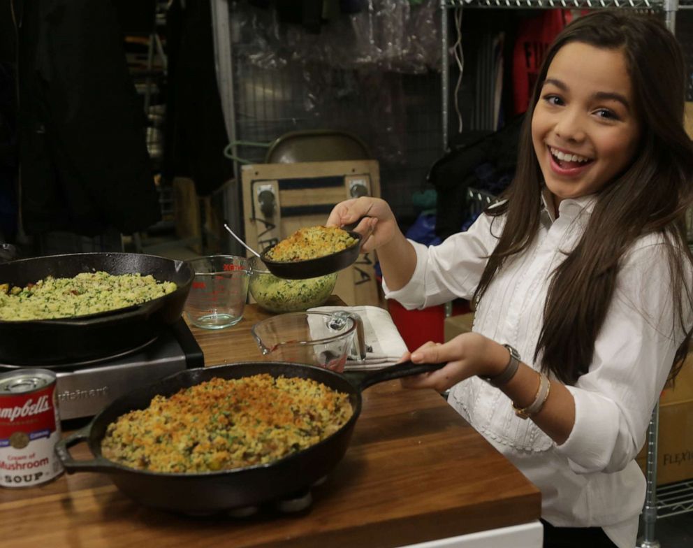TV chef Geoffrey Zakarian and daughters come together as a family
