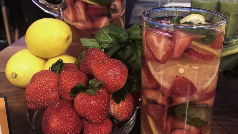 PHOTO: Kellyann Petrucci's strawberry lemon basil detox water.