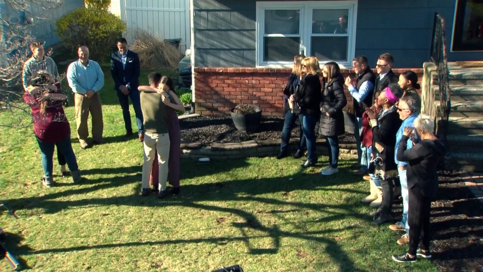 PHOTO: Madison Ricci, 19, and Jaelin Highsmith, 22, meet for the first time live on "Good Morning America."