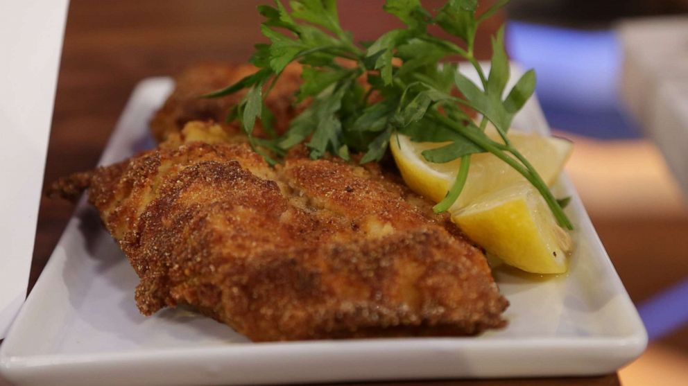 VIDEO: Chef Helene Henderson’s easy chicken and pizza recipe for a ‘Lazy Weeknight Meal’