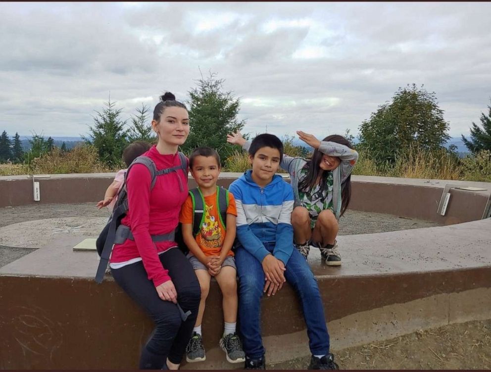 PHOTO: Jennifer Noonan, of Portland, Oregon, poses with her four children.