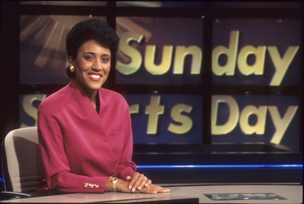 PHOTO: Bristol, CT - March 1, 1999 - ESPN Campus:.On air talent member Robin Roberts is shown posing for the camera on the "Sunday Sports Day" studio set(Photo by Rick LaBranche / ESPN Images)"Sunday Sports Day" studio set(Photo by Rick LaBranche / ESPN Images)