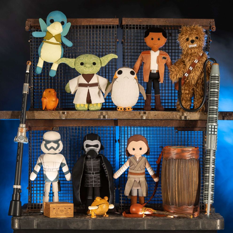 VIDEO: New toys revealed for Star Wars: Galaxy's Edge at Disneyland and Walt Disney World