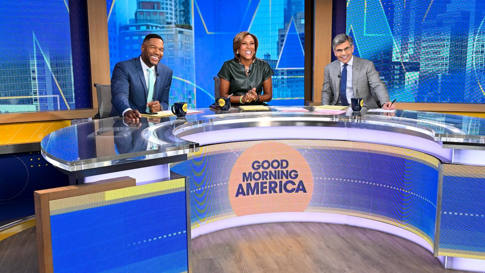 PHOTO: "Good Morning America" co-anchors, Michael Strahan, Robin Roberts and George Stephanopoulos.