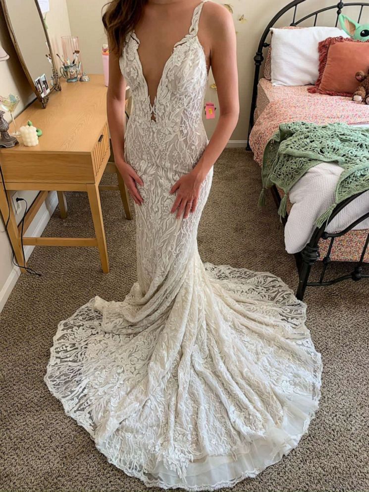 PHOTO: Emmali Osterhoudt found a $6200 Galia Lahav wedding dress at a Goodwill for $25.
