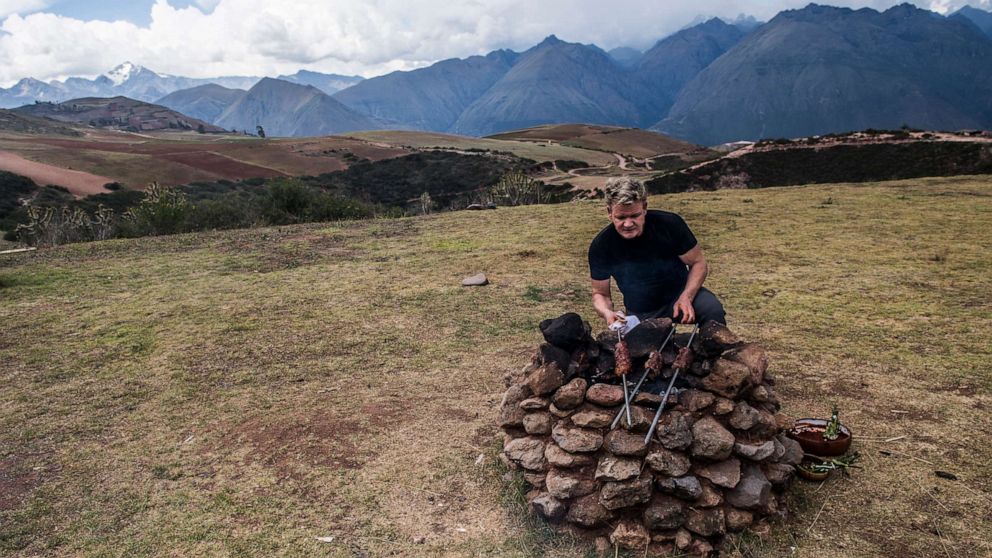 PHOTO: Gordon Ramsay cooks on an outdoor stove in Peru's Sacred Valley.