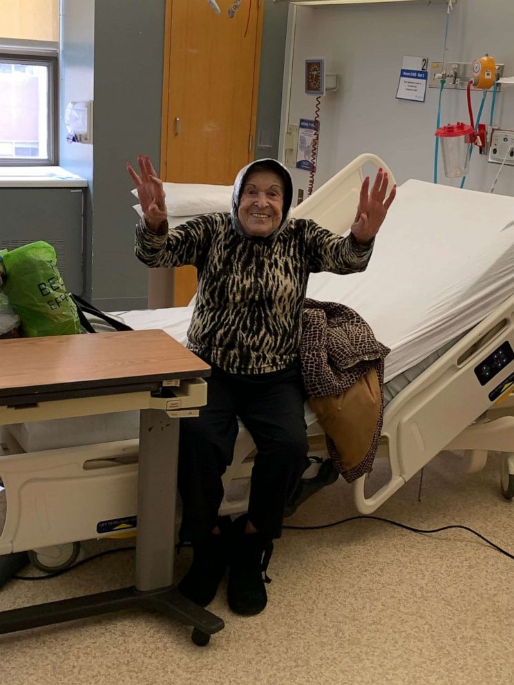 PHOTO: 95-year-old Ruth Barmash was discharged from a Toronto hospital on Monday after testing negative for COVID-19.