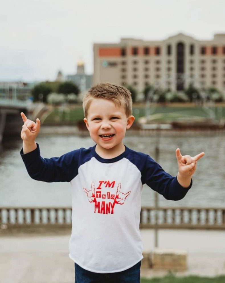 PHOTO: Murphy Stammer, 4, poses in a birthday photo shoot in Des Moines, Iowa.