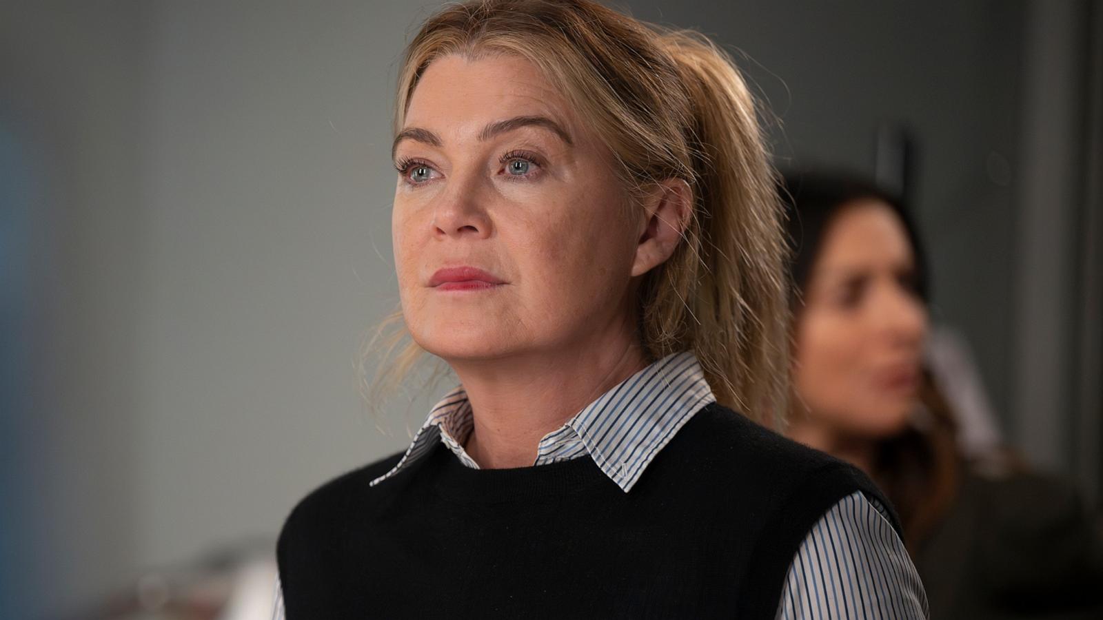 PHOTO: Ellen Pompeo as Meredith Grey in a scene from "Grey's Anatomy" season 21.