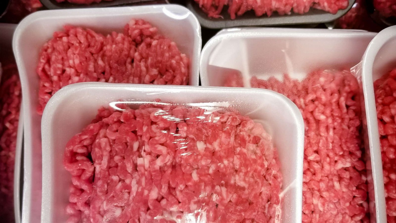 PHOTO: A variety of packages of ground beef at the supermarket in this undated stock photo.