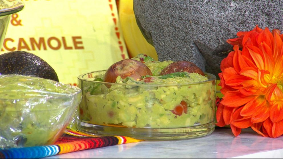 PHOTO: Alex Guarnaschelli's guacamole is prepared on "Good Morning America," Aug. 7, 2018.
