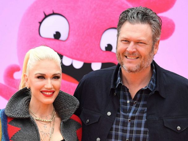 Gwen Stefani Calls Boyfriend Blake Shelton Her 'Favorite' in Sweet  Valentine's Day Post