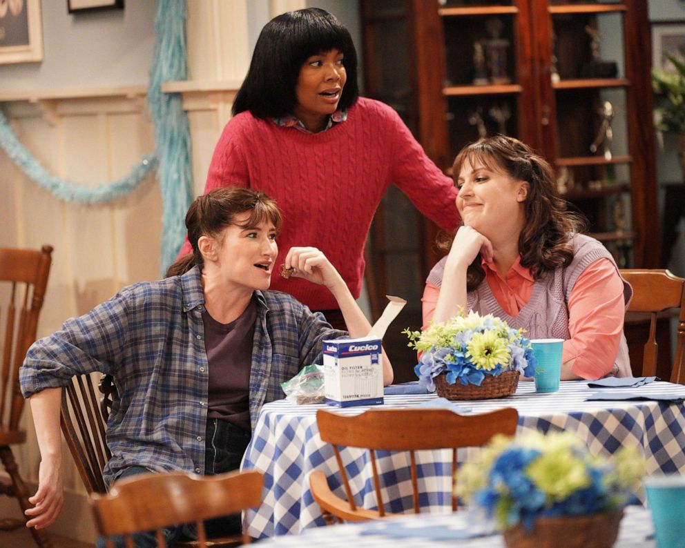 PHOTO: Kathryn Hahn, Gabrielle Union and Allison Tolman in an episode of "Live in Front of a Studio Audience."