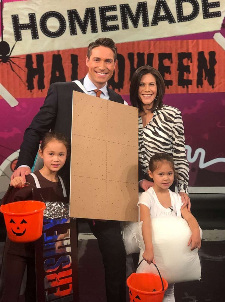 PHOTO: Whit Johnson and his daughters show us how to make a "S'mores Family" costume for Halloween.