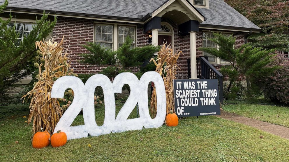 This homeowner wins Halloween with 2020 yard decoration | GMA