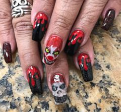 This Woman Doesn T Mess Around With Her Halloween Nail Art Abc News