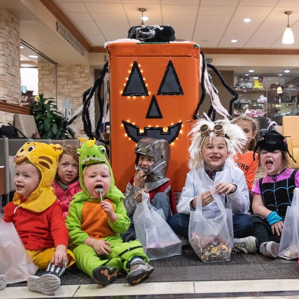 VIDEO: Halloween robots bring joy to patients and their families at this hospital
