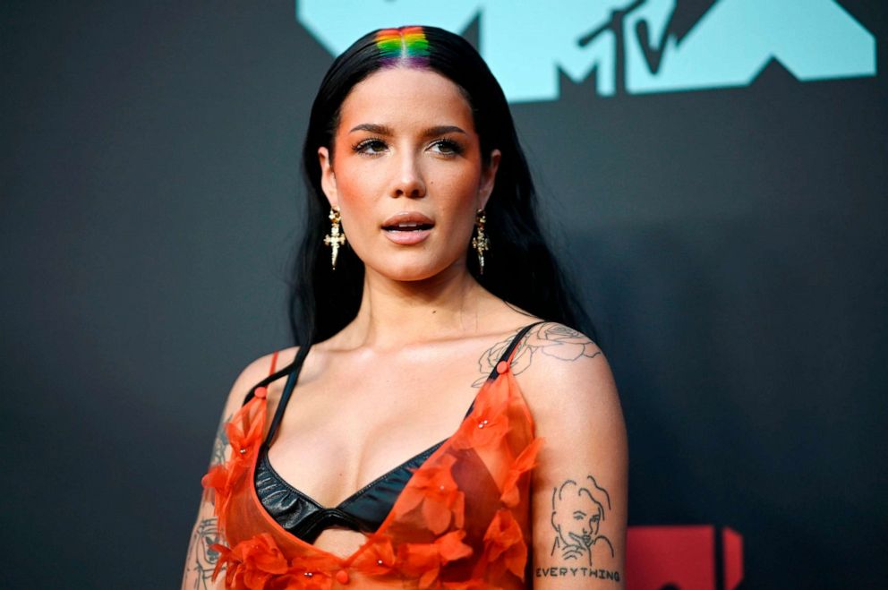PHOTO: Singer Halsey arrives for the 2019 MTV Video Music Awards at the Prudential Center in Newark, N.J., on Aug. 26, 2019.