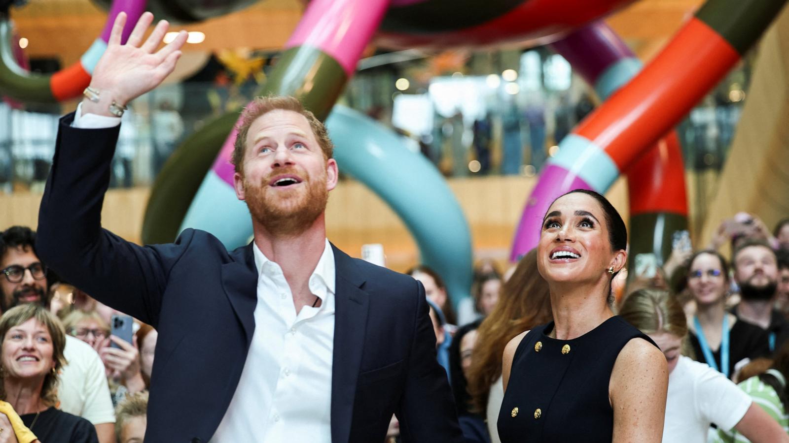 PHOTO: Prince Harry and Meghan, the Duke and Duchess of Sussex, visit the Royal Children's Hospital in MelbournePrince Harry and Meghan, the Duke and Duchess of Sussex, visit the Royal Children's Hospital in Melbourne, Australia, April 14, 2026.