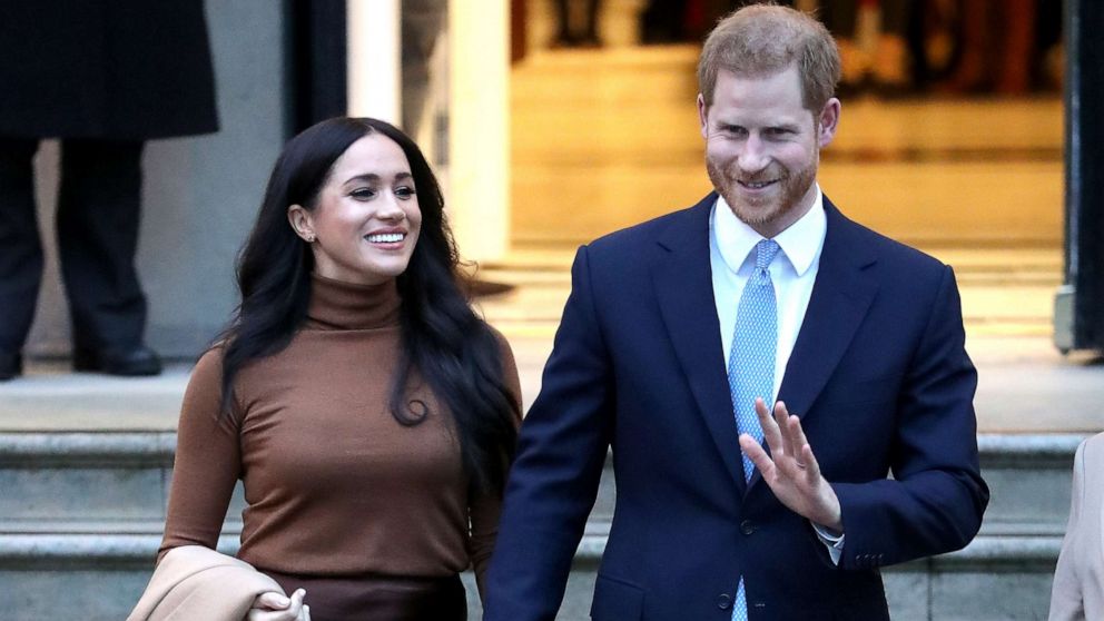 Prince Harry, Meghan Markle announce plan to 'step back as senior members  of the Royal Family' - ABC News