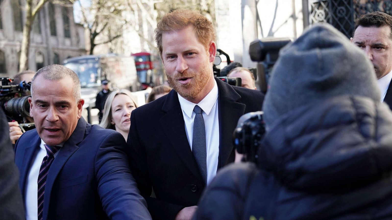 PHOTO: Britain's Prince Harry, center, arrives at the Royal Courts Of Justice, in London, March 27, 2023.