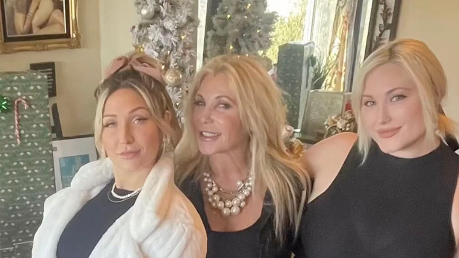 PHOTO: Taylor Hasselhoff, Pamela Bach-Hasselhoff and Hayley Hasselhoff appear in this image shared by Bach-Hasselhoff on Instagram.