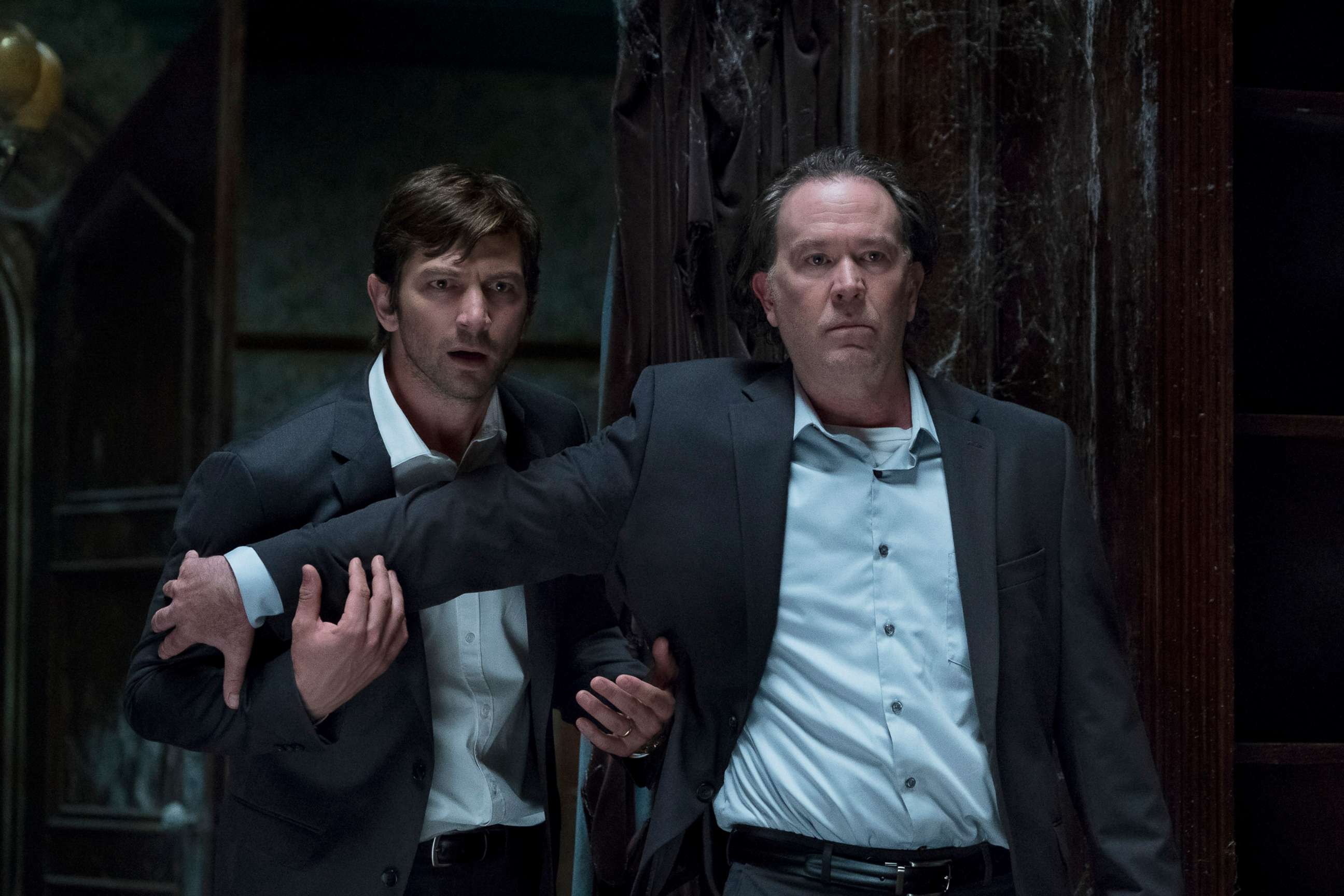 PHOTO: Michiel Huisman, Timothy Hutton star in "The Haunting of Hill House," on Netflix.